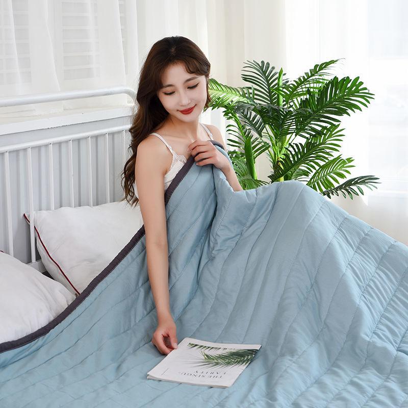 Cooling Blankets Smooth Air Condition Comforter Lightweight Summer Quilt with Double Side Cold Cooling Fabric