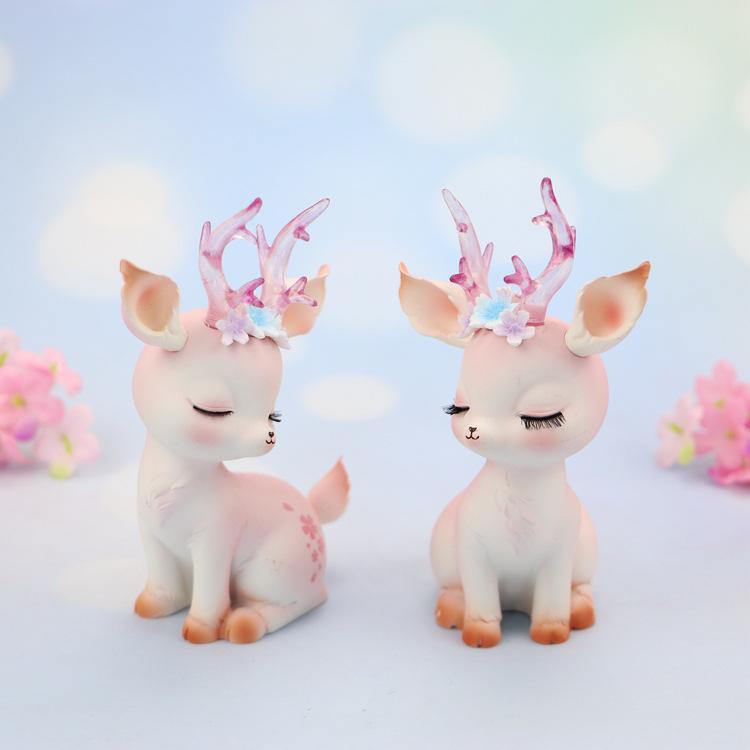 Nordic Cute Deer Car & Room Ornaments: Girly Heart Dashboard & Bedroom Decor.