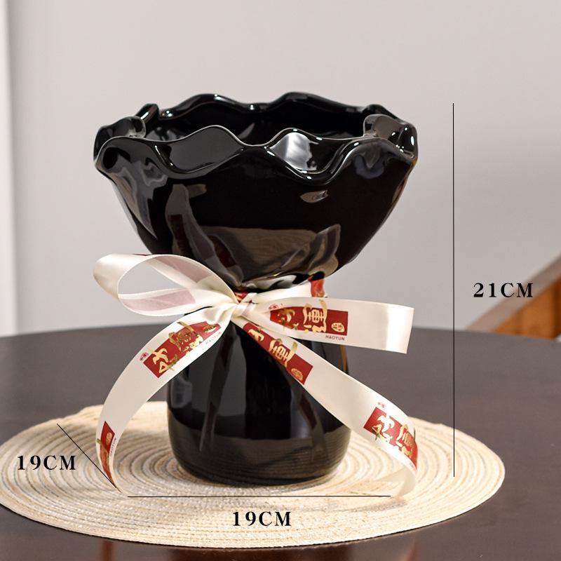 Elegant Luxury Small Vase for Wedding Decor and Floral Arrangements