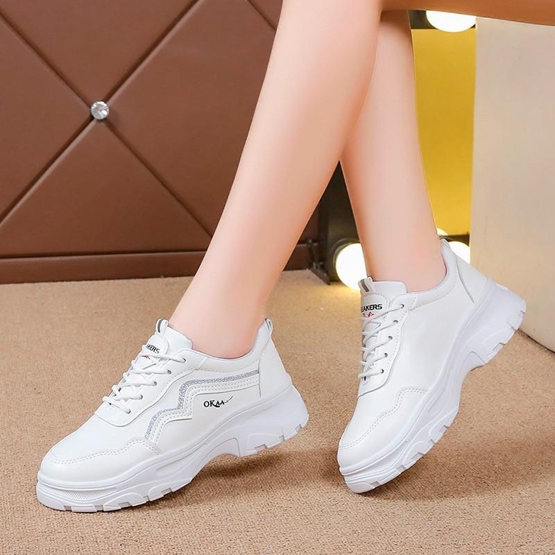 Women's Autumn New Versatile Leather Surface White Shoes Inner Height Increase Muffin Platform Sports Shoes
