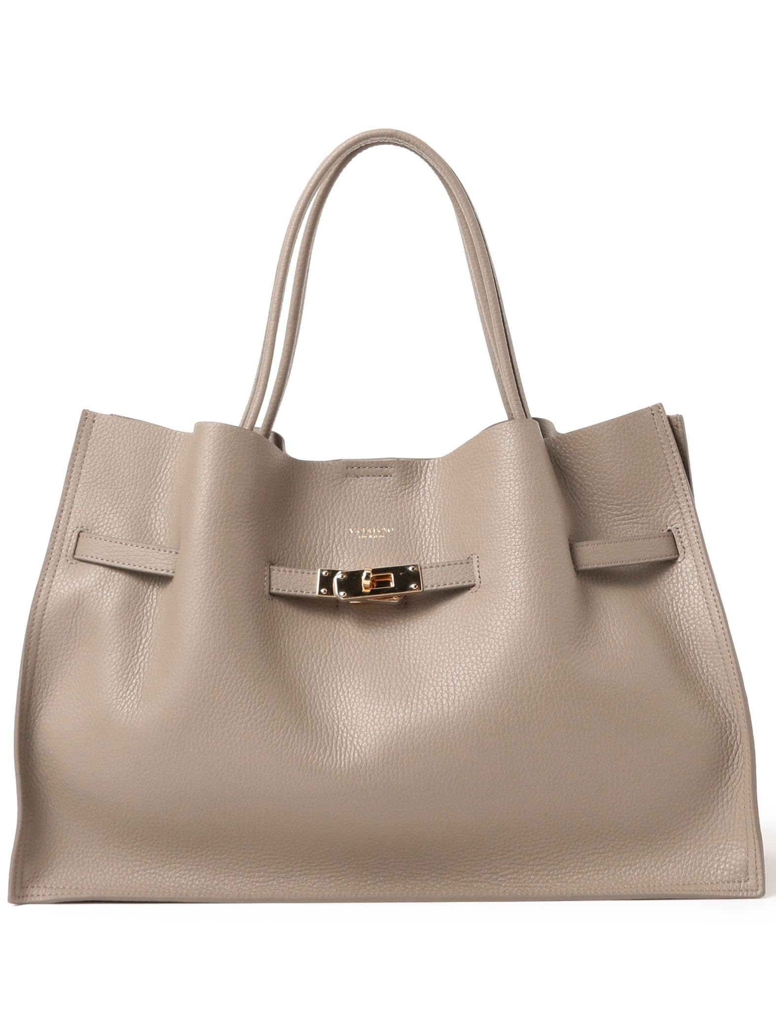 

Demi-Luxe Beams Leather Bag [WEB Exclusive] VIOLAd ORO TRERO Shrink Crois Tote Bag, Size L, Women s, Special Order L.TAUPE x GREY, One Size