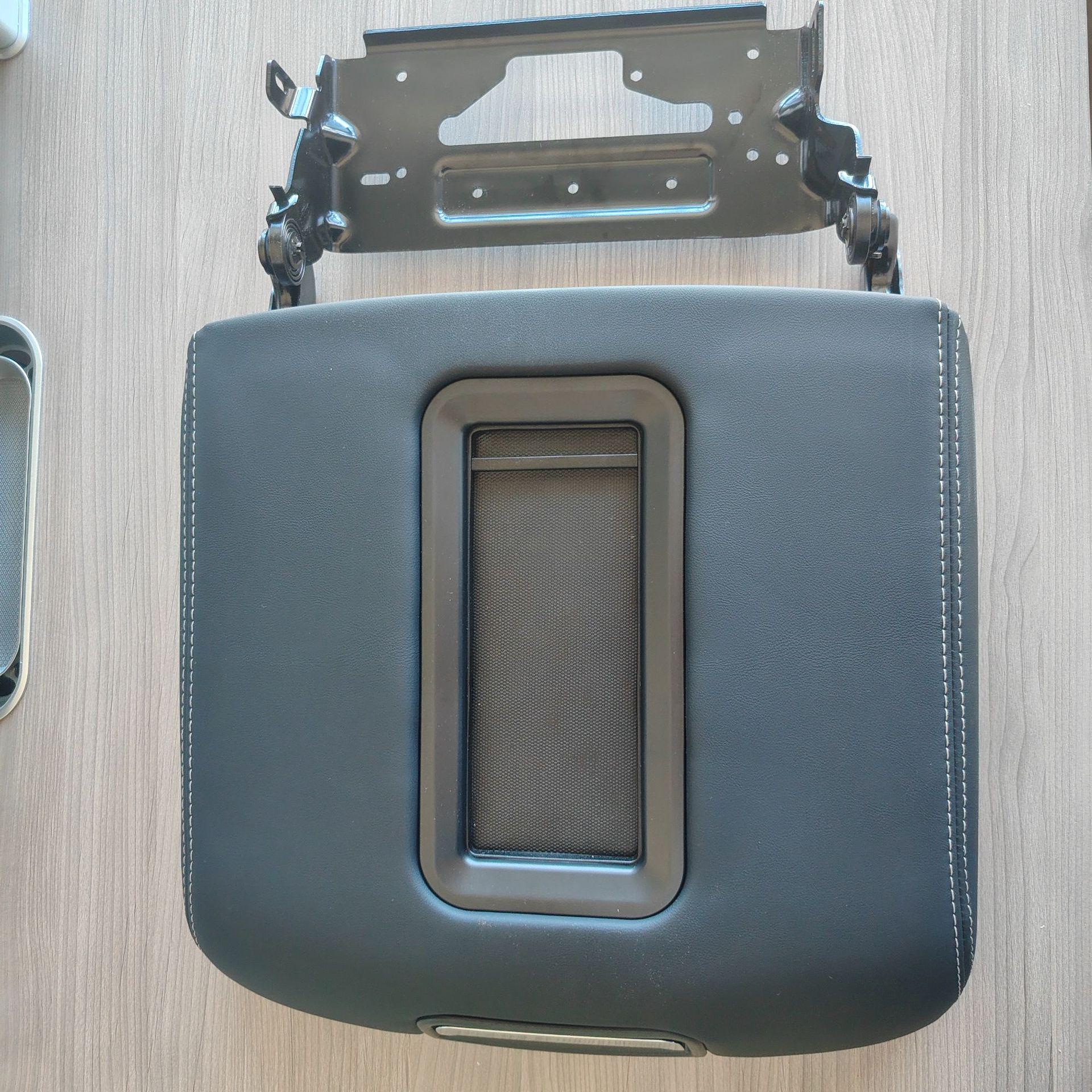 Center Console Armrest Cover for 2014-2019 Chevrolet 0227083AA Single Armrest Cover