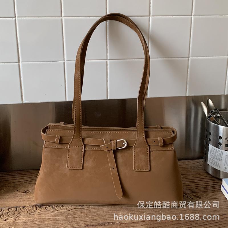 Retro bag women's large capacity 2025 new autumn and winter versatile casual shoulder bag premium texture commuter tote bag