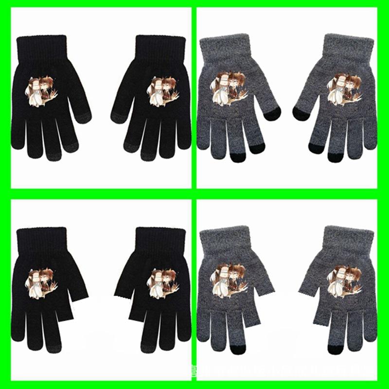 One Piece, Luffy, Chopper, Zolona Mero, Anime Online Game Peripheral Gloves, Gray Full-finger Autumn and Winter Warm and Cold Protection