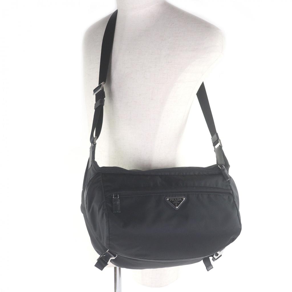 Very Good PRADA Shoulder Bag Re-Nylon Triangle Logo Black Used