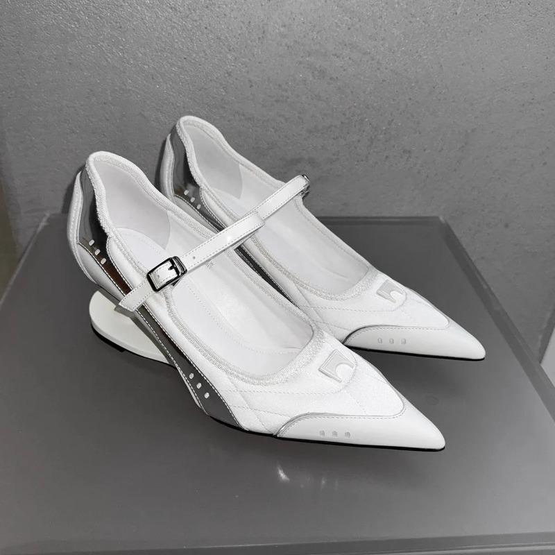 Niche Design Pointed Toe Special Heel Women's High Heels Ballet Sporty Style Shallow Mouth Mary Jane Single Shoes