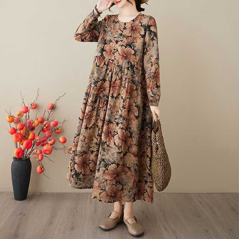 Spring and Autumn Long-sleeved Dress Long Lace Dress