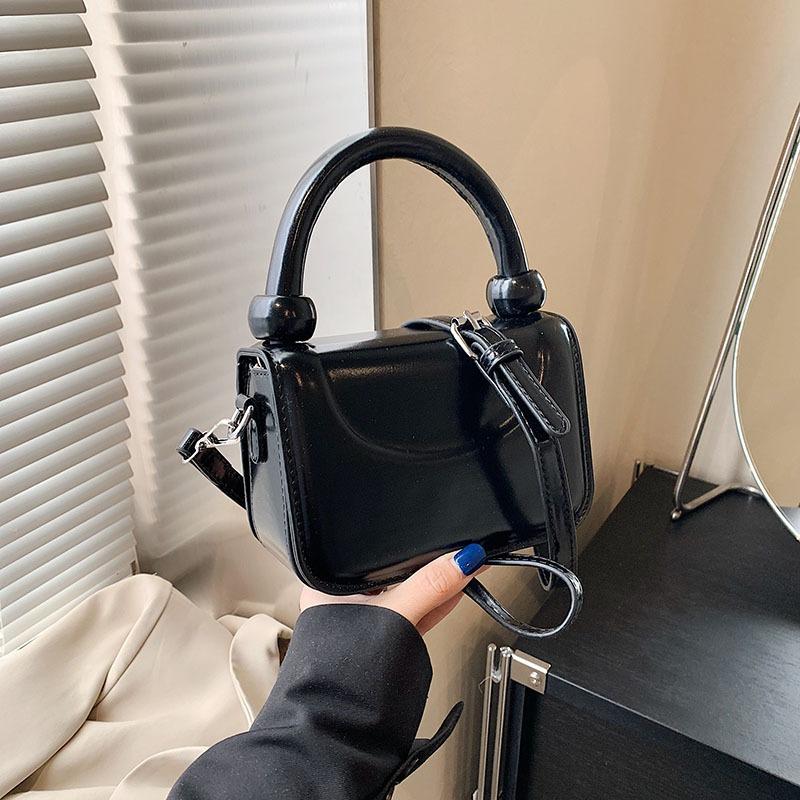 Premium Texture Small Bag Women's New Summer Versatile Messenger Bag Exquisite Mini Portable Small Square Bag