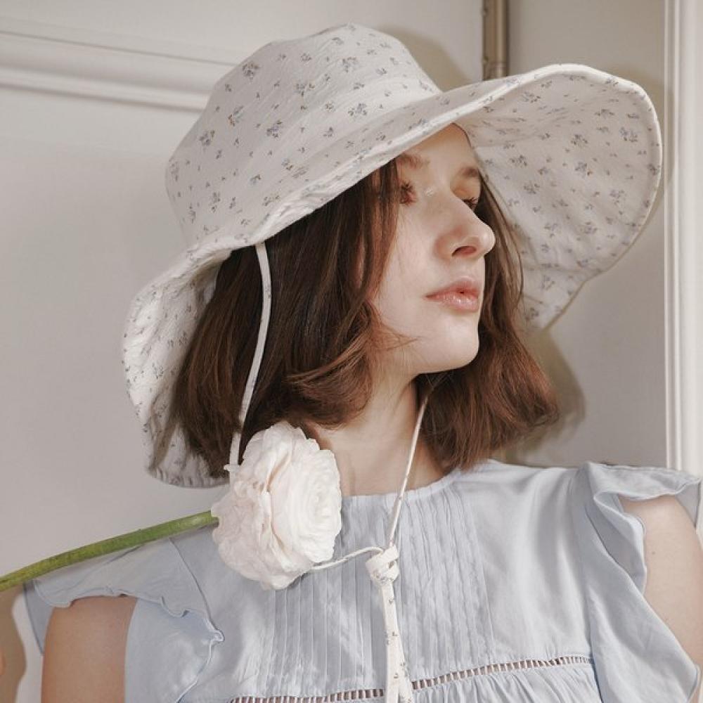 ALLINCOMPLETE Floral Strap Wide Bucket Hat Blue Flower