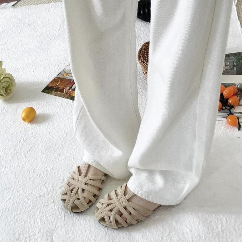 2025 Summer Fashion Weaving Hollow Flat Bottom Baotou Comfortable Soft Bottom Sandals for Women's Casual Versatile Sandals