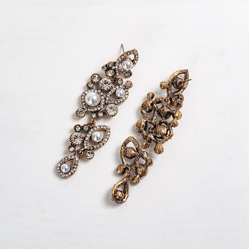 Luxury Cubic Zirconia Long Leaf Shape Dangle Earrings for Women Metal Diamonds Crystal Earrings Trendy Party Jewelry Accessories