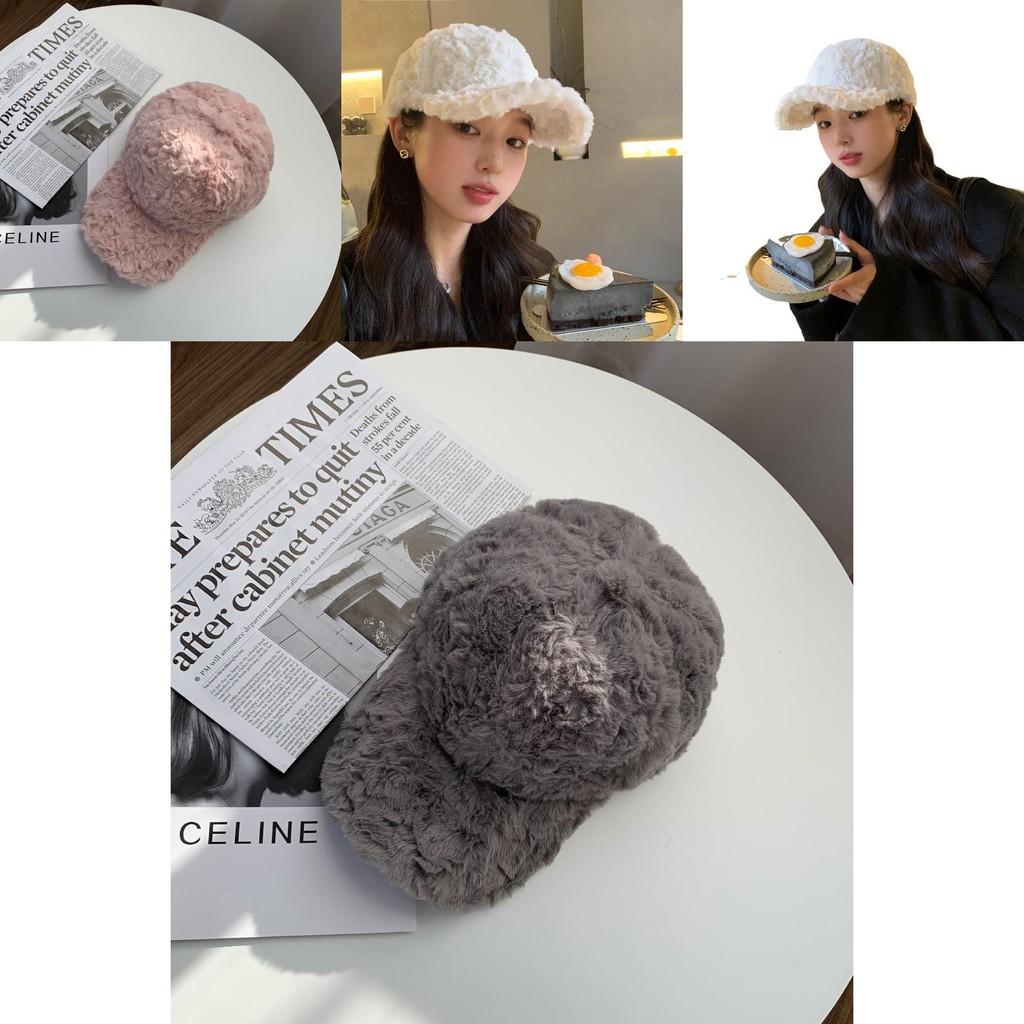 Fashionable Women's Thickened Baseball Cap With Faux Rabbit Fur Warm And Elegant