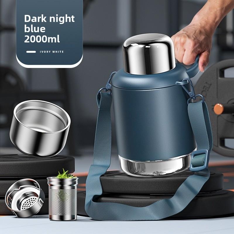New model stainless steel outdoor sports portable insulated cup - Large capacity cold and hot water bottle