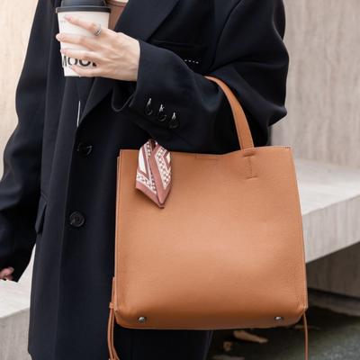 Cowhide Shoulder Women's Bag Large Capacity Messenger Tote Bag Mommy Bag Fashionable Simple Shopping Bag