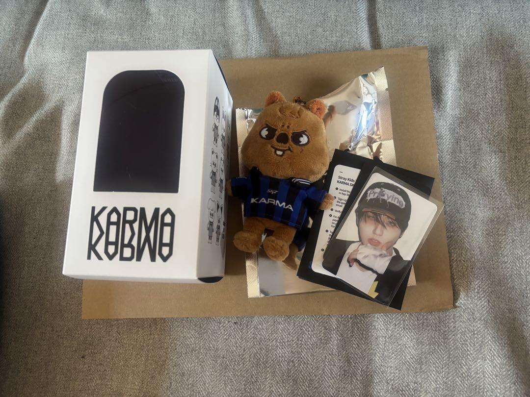 

[Б/У] straykids KARMA skzoo вер.. Хэнк Водка