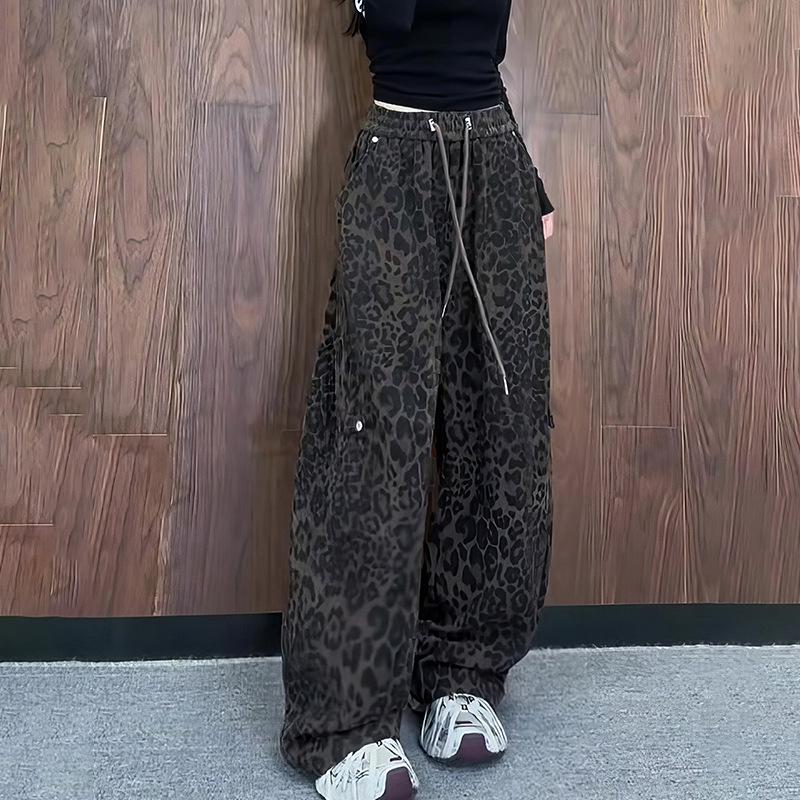 Stylish Leopard Print High-Waisted Wide-Leg Velvet Pants for Women - Autumn/Winter 2025 Collection M (100-110 lbs)