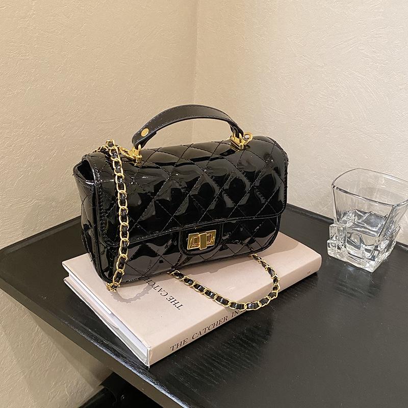 New High-end Patent Leather Embroidery Thread Rhombus Chain Bag Portable Shoulder Messenger Women's Bag