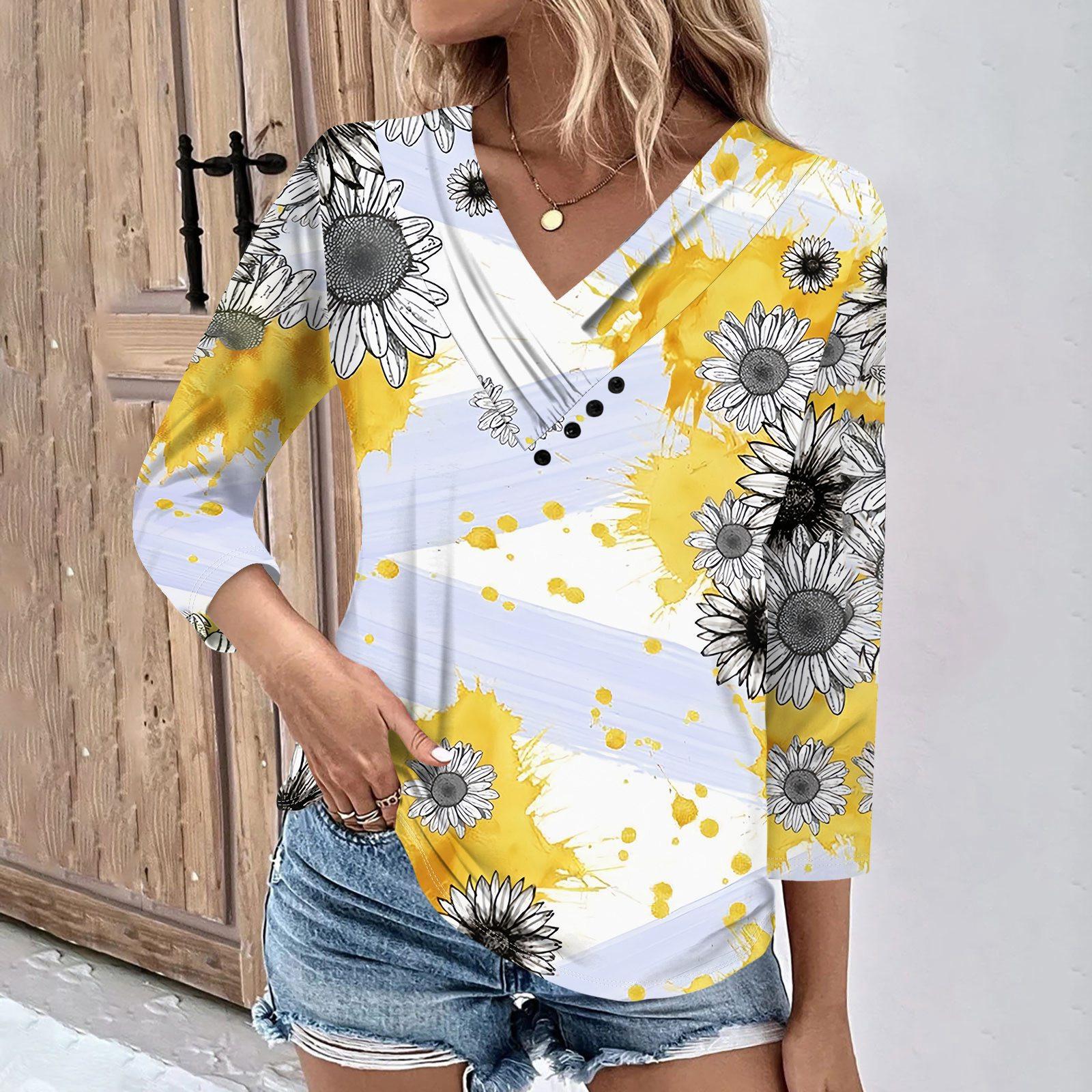 Женские повседневные футболки с рукавом 3/4 для выходных с V-образным вырезом и принтом — фото 7