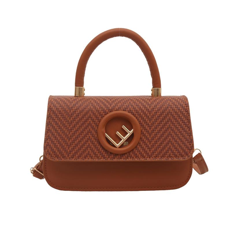 

2025 весна новый модный тренд повседневная универсальная сумка-тоут с контрастной расцветкой для работы, портативная маленькая квадратная сумка на одно плечо, через плечо коричневый