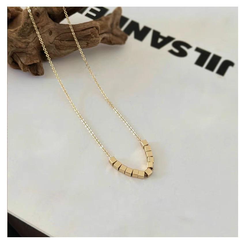 S925 Sterling Silver Gold Square Necklace: Minimalist Sugar Cube Clavicle Chain for Women, Light Luxury Design for Spring/Summer