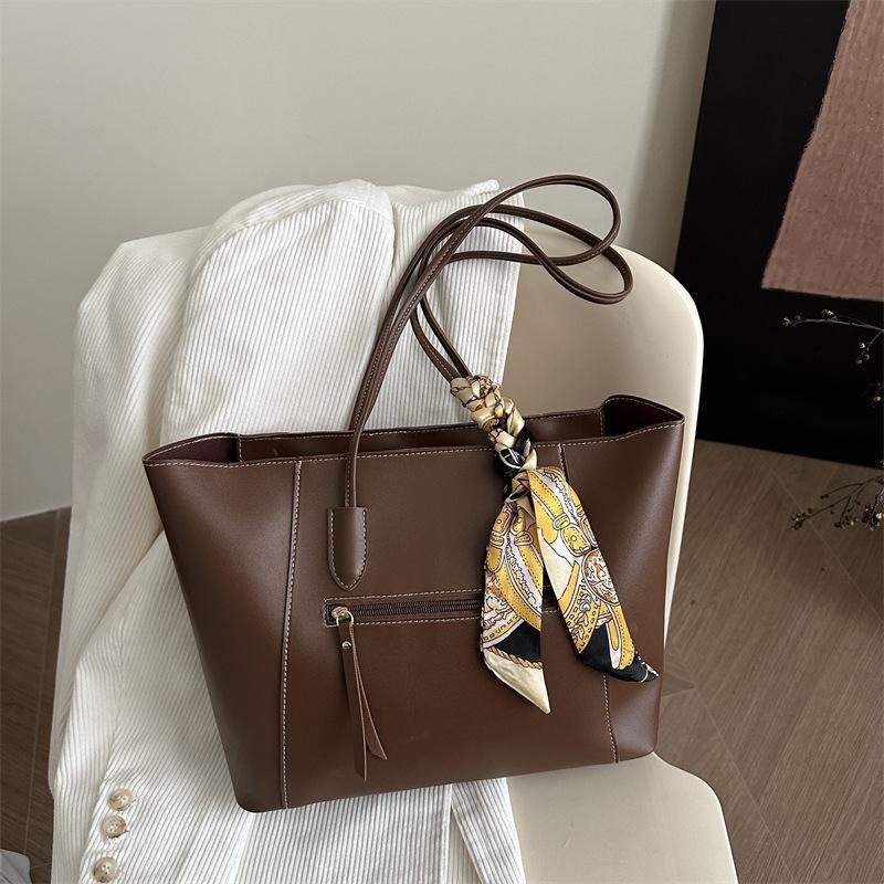 High Sense Retro 2025 New Popular Fashion Trend Fashion Large Capacity Tote Bag Women Shoulder Handbag