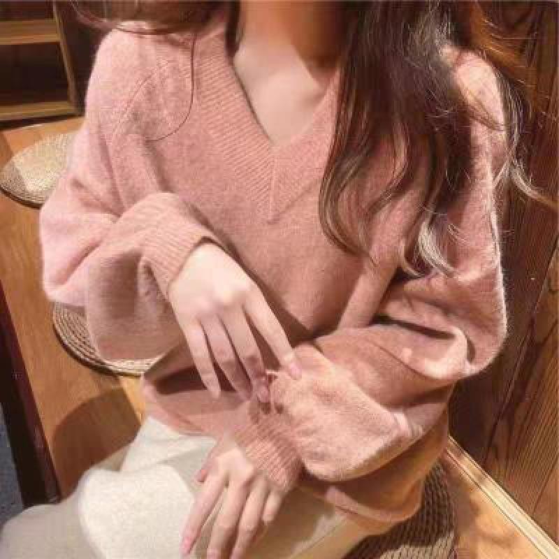 Autumn and winter new gentle wind solid color versatile knitted sweater backing top women's loose and thin pullover sweater with trendy inside