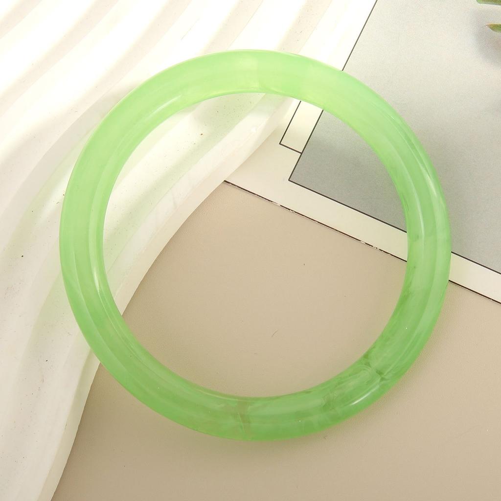 Fashionable Candy Color Acrylic Resin Chunky Bangles for Women Goth Geometric Charm Hand Bracelets Couple Jewelry