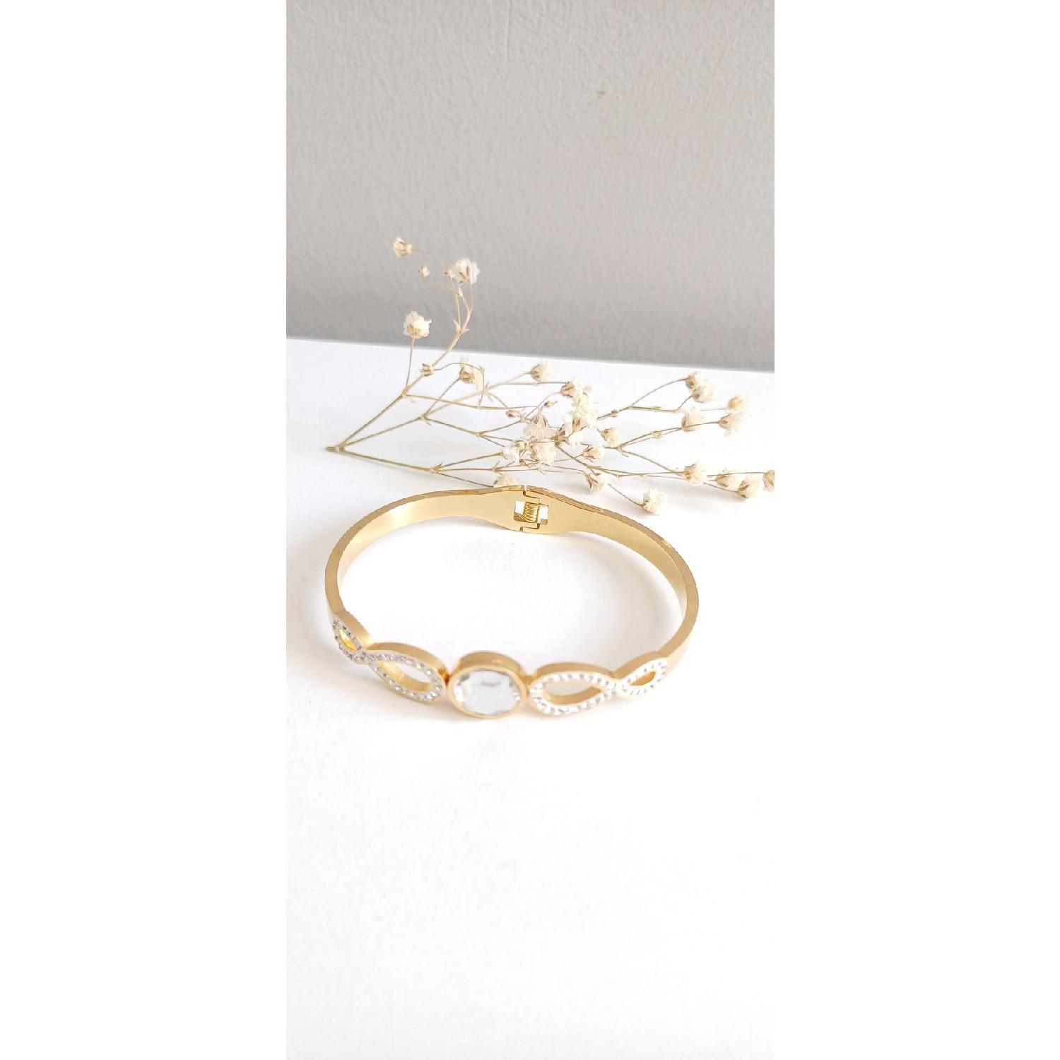 

Стальной зажим со знаком бесконечности сердца с каменной моделью из стали золота 316л M золотой