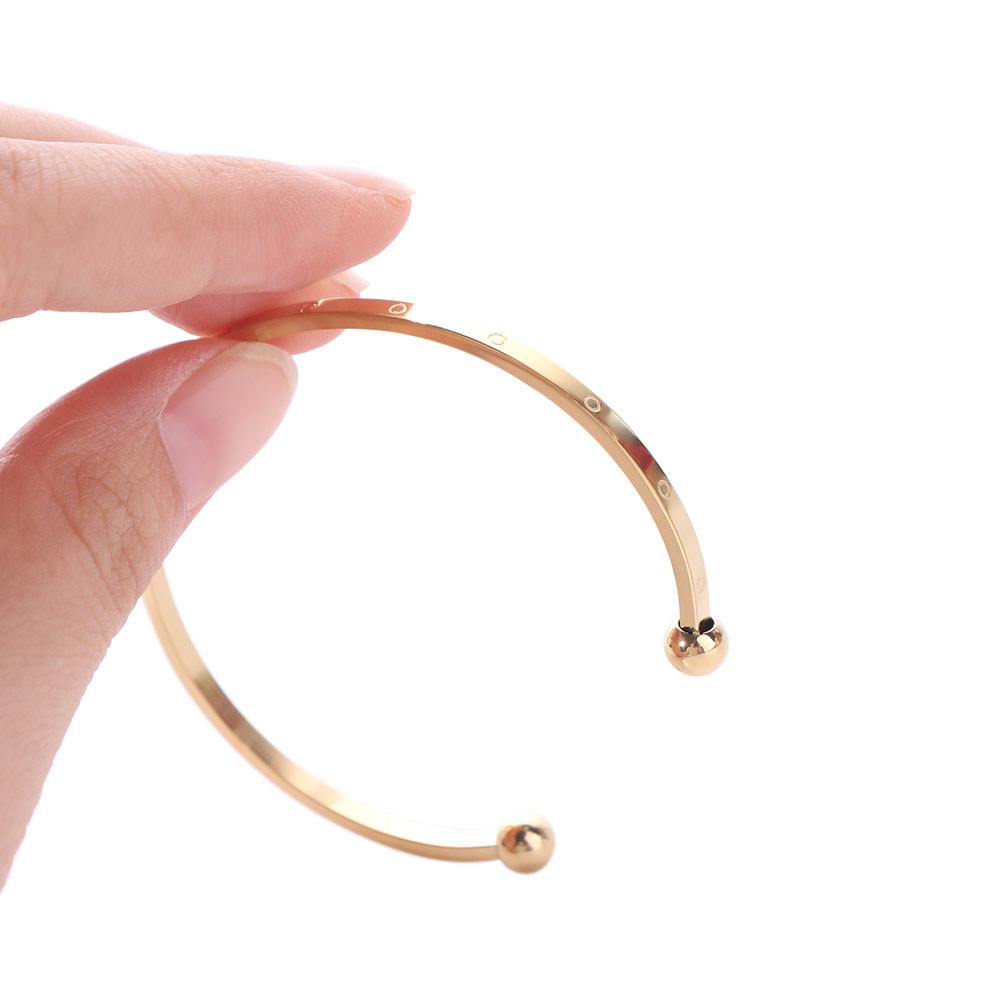 Fashion Hand Jewelry Bangle High-end Hand Ornament Shimmering Light Luxury Bracelet  Wedding