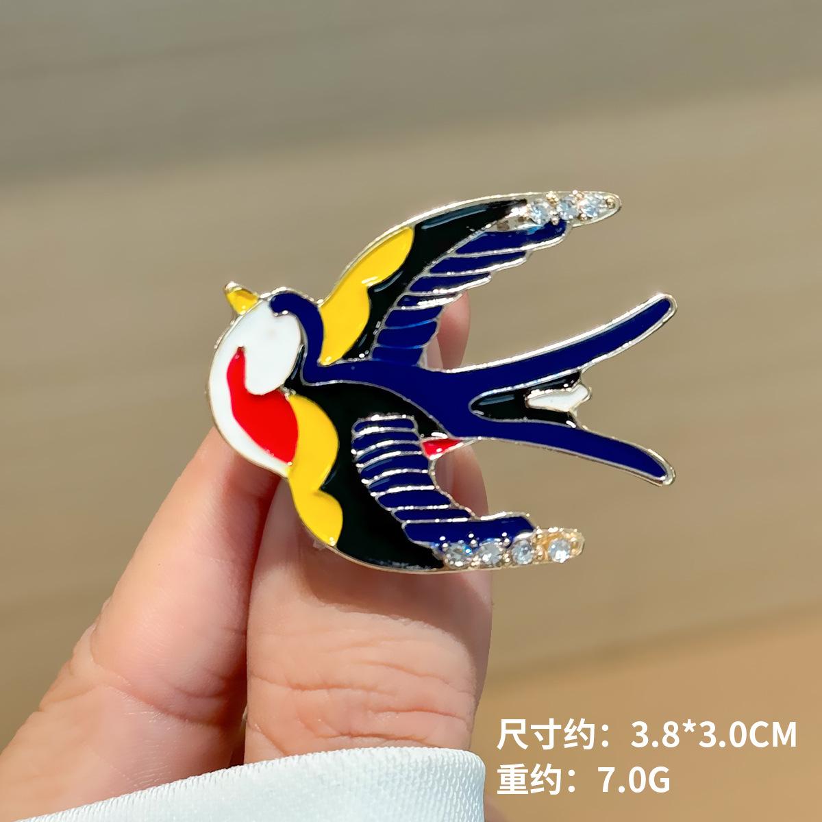 

Брошь Ласточка Птица Брошь Стразы Металл Мультфильм Девушка Милая Масляная Капля Булавка