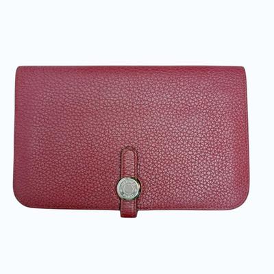 Μεταχειρισμένο Πορτοφόλι Hermès Dogon GM Long σε Χρώμα Wine Ruby, Ασημένια Μεταλλικά Μέρη