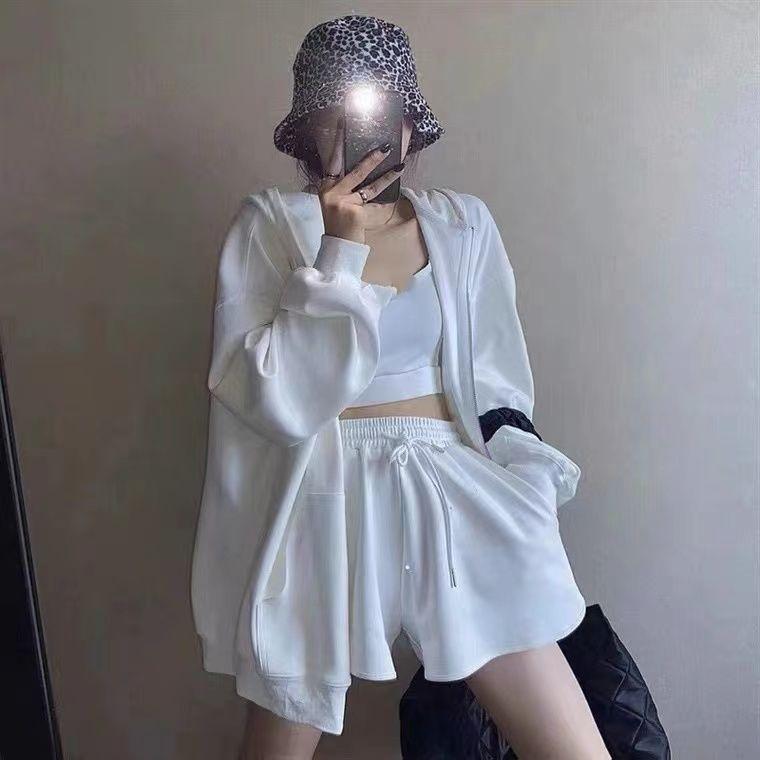 GMXIA Spring and Summer Fashionable, Casual, Youthful Fitness, Running, Hoodie and Shorts Three-piece Sportswear Set for Women