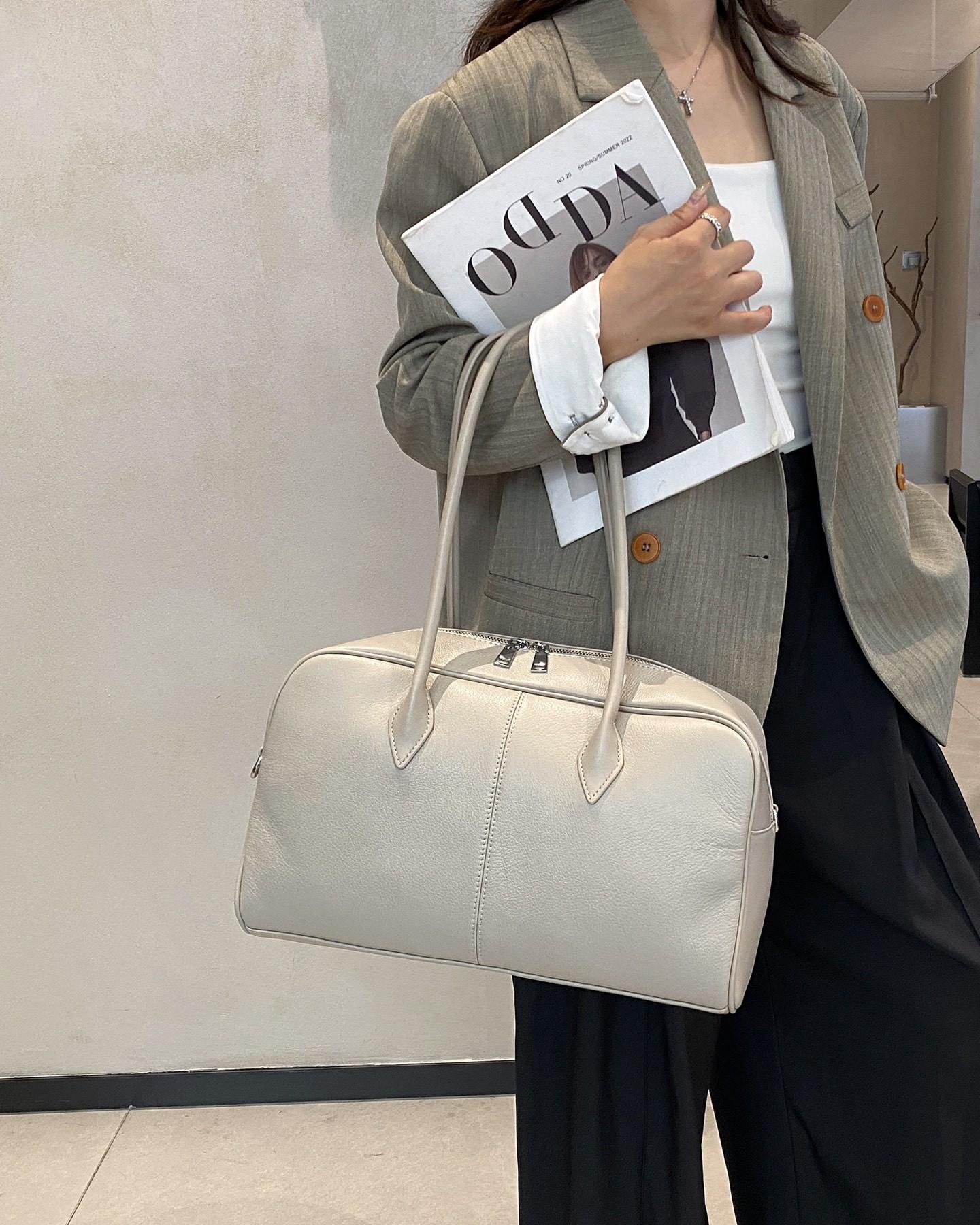 

Вместительная ретро-сумка-тоут для женщин 2025 новый стиль, высококачественная сумка-подмышка на одном кожаном ремешке, универсальная повседневная сумка 37x12x23cm белый