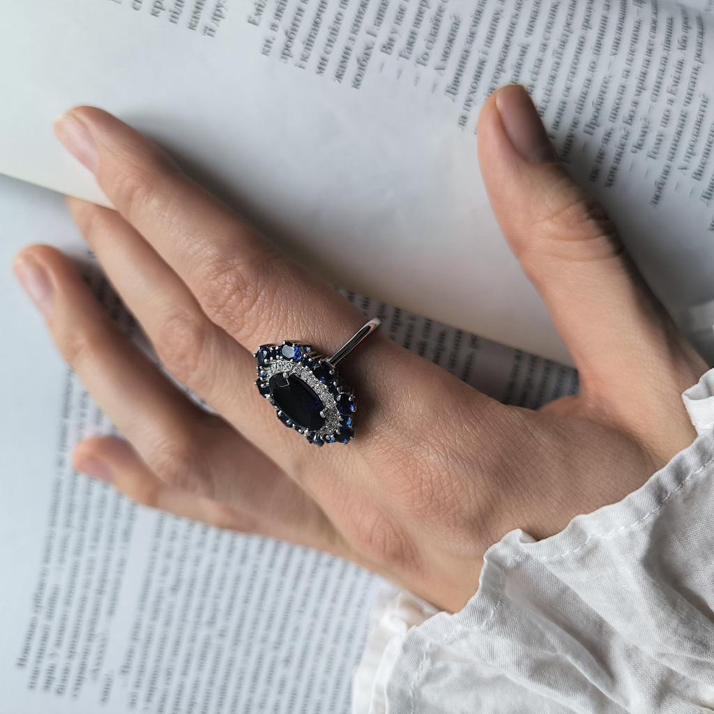 Anello in argento con zaffiro nano, peso dell'articolo 4,68 g (2205975)