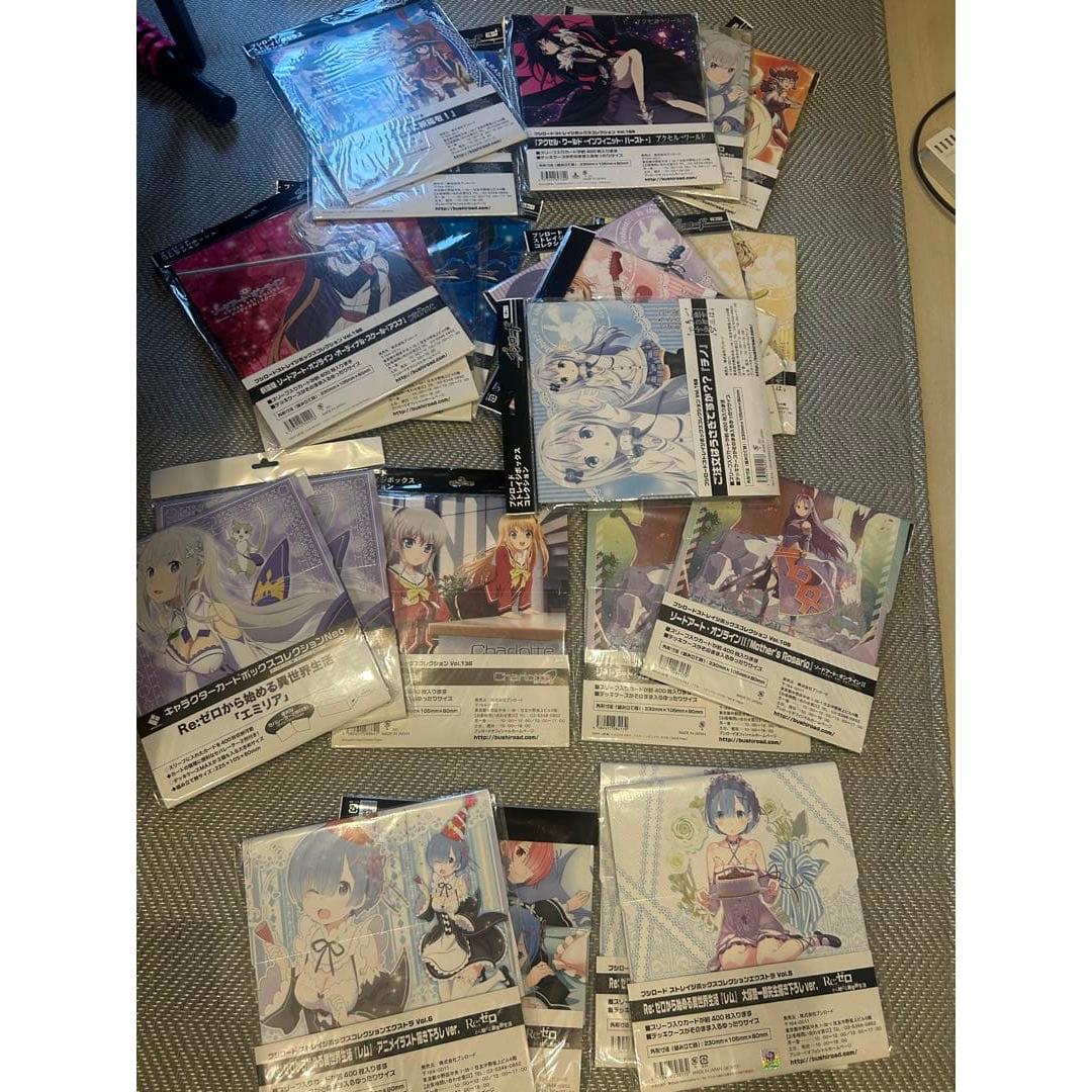 *Cannot be sold in bulk. Bushiroad storage boxes are sold in bulk, new and unopened.