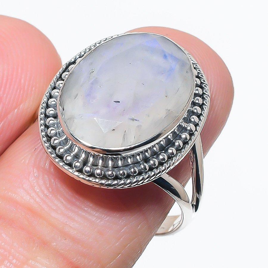 

Natural Rainbow Moonstone Gemstone 925 Solid Sterling Silver Gift Ring S.9 s9q30
