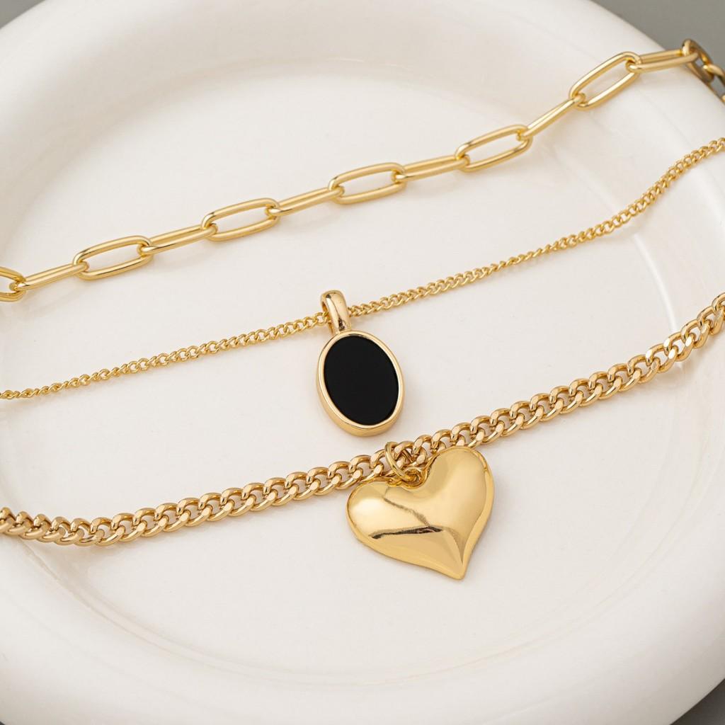 Fashion Heart Shape Multilayer Necklace For Women With Zinc Alloy Pendant