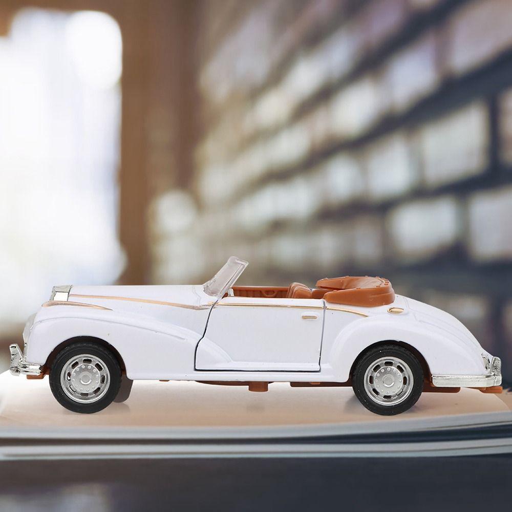 1:36 Mini Stimulation Alloy Classic Car Alloy Pull Back Retro Convertible Car Model Simulation Mini Vehicle Ornament
