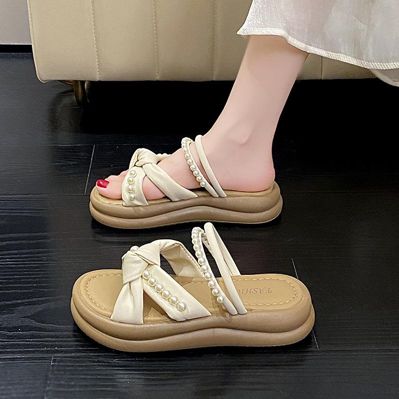 Cool slippers girl 2025 summer new with skirt fairy wind pearl thick bottom cross one word fashion slippers