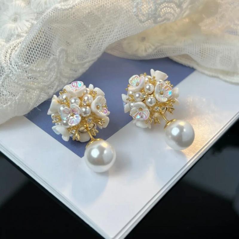 White Shell Flower Pearl Stud Earrings For Women Ball Double Side Elegant Earrings Set Exquisite Vintage Fashion Jewelry