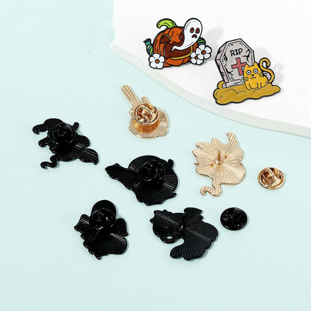 Funny Halloween Badge Creative Pumpkin and Ghost Brooches Horrible Skull Lollipop See You In Hell Spooky Enamel Pins