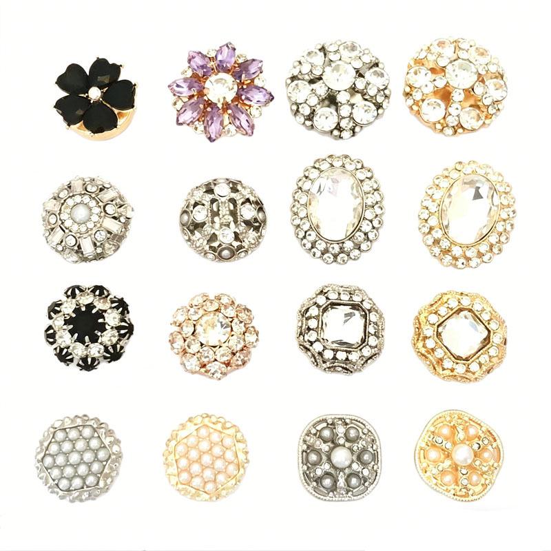 Exclusivas Abotoaduras de Pérola com Cravejamento de Diamantes: Acessórios Elegantes para Botões de Jaqueta e Camisa