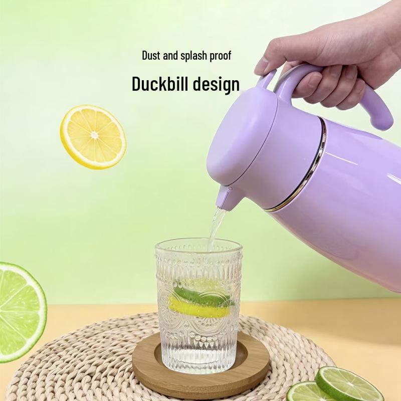Großvolumige, isolierte Thermosflasche mit Glasinnenteil und Pressverschluss für den Heimgebrauch