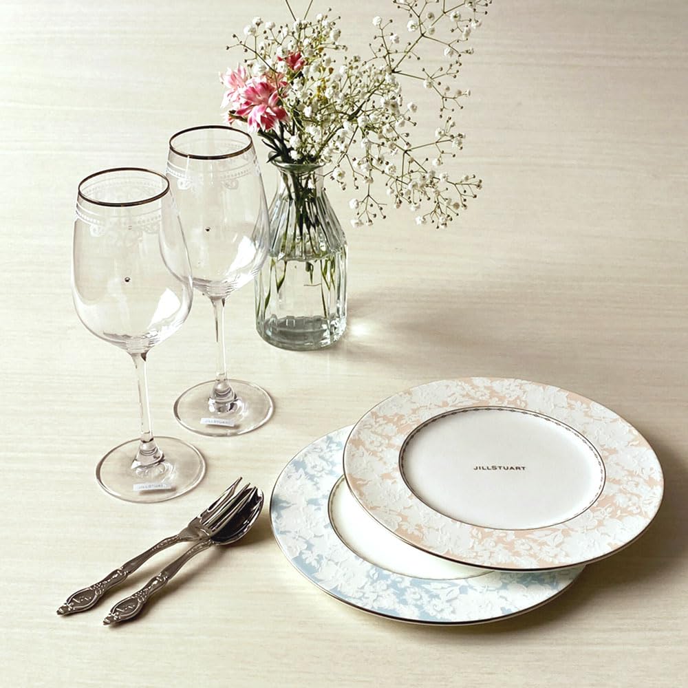 JILL STUART Pair Wine Glasses, 340cc, Clear, Set of 2. Stylish and Cute. Perfect As a Wedding Gift. Made In Japan. Comes In a Gift Box and Is Wrapped.