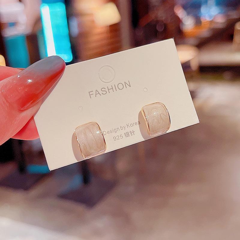 S925 Silbernadel Koreanische Glasur Weiß Geometrische Ohrringe für Frauen