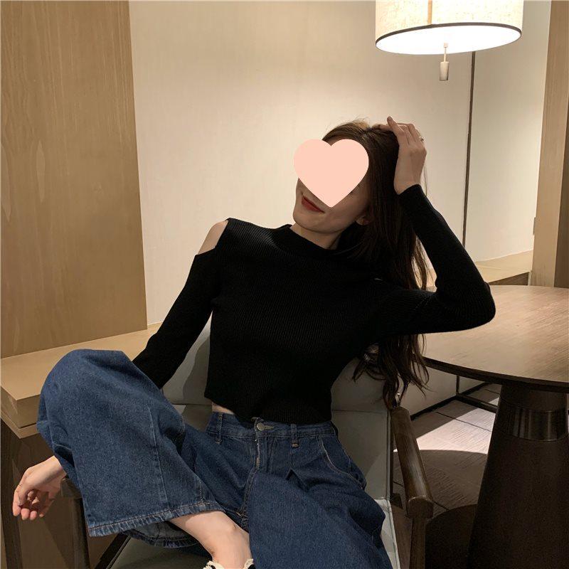 Korean Off-Shoulder Knit Long-Sleeve Sweater for Women - Spring 2025 Collection