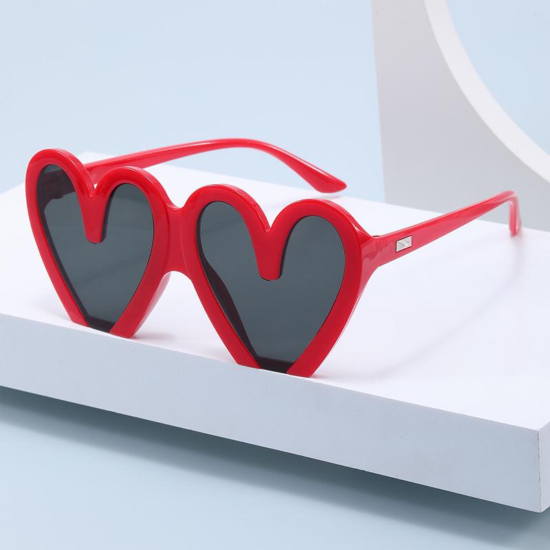 X1222 Unisex Heart-Shaped Trendy Sunglasses