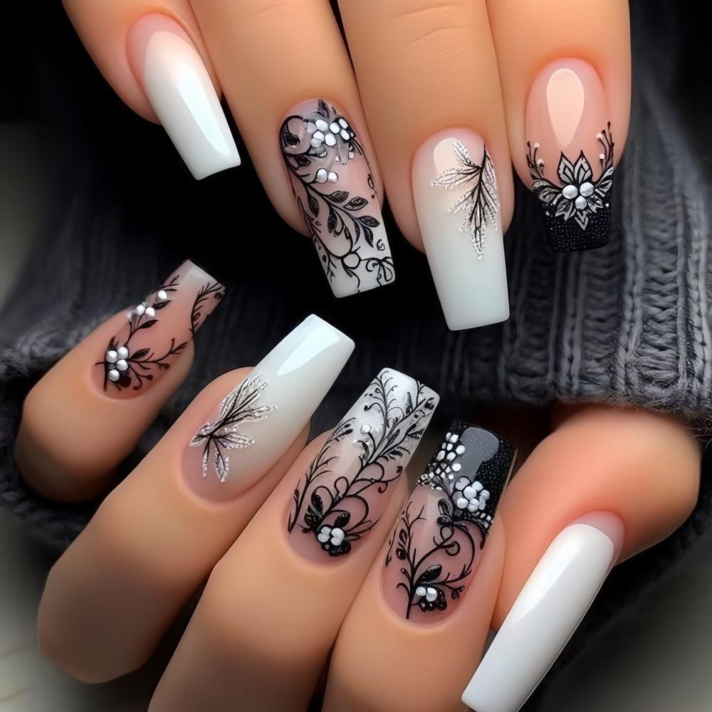 Summer Sweetheart Handmade Short Coffin Press On Nails Dreamy Stars Moon Colorful Cute Fake Nails For Girls