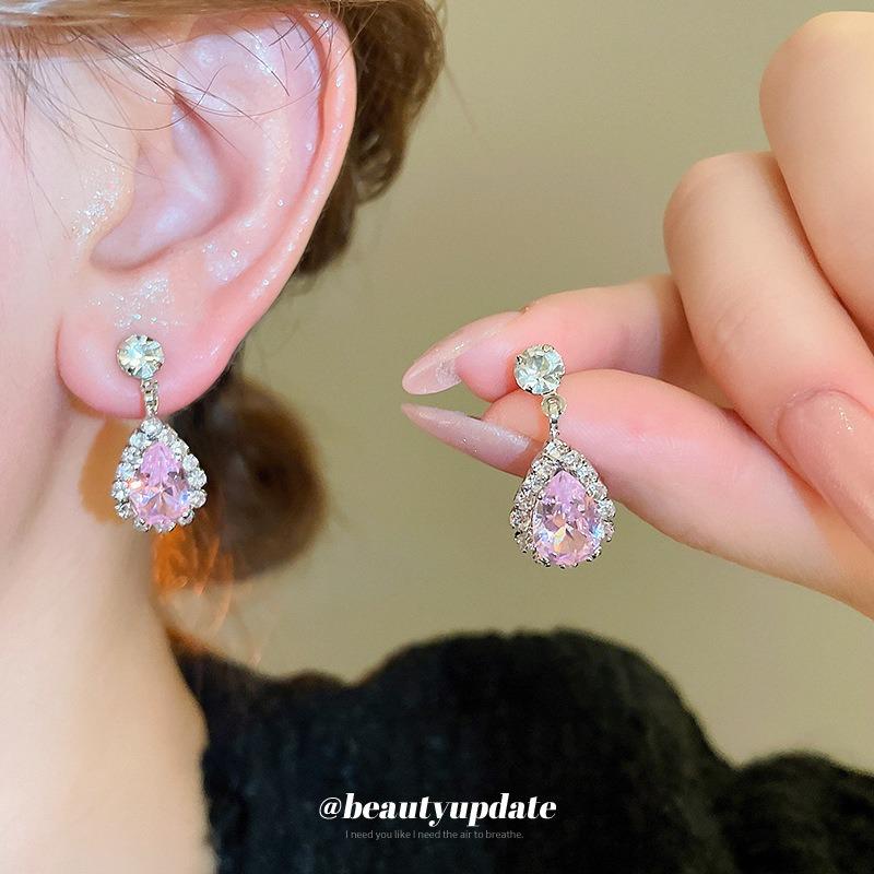 Court style diamond set, water drop pink diamond pendant, earrings, necklace set, exquisite temperament collarbone chain, light luxury fashion jewelry