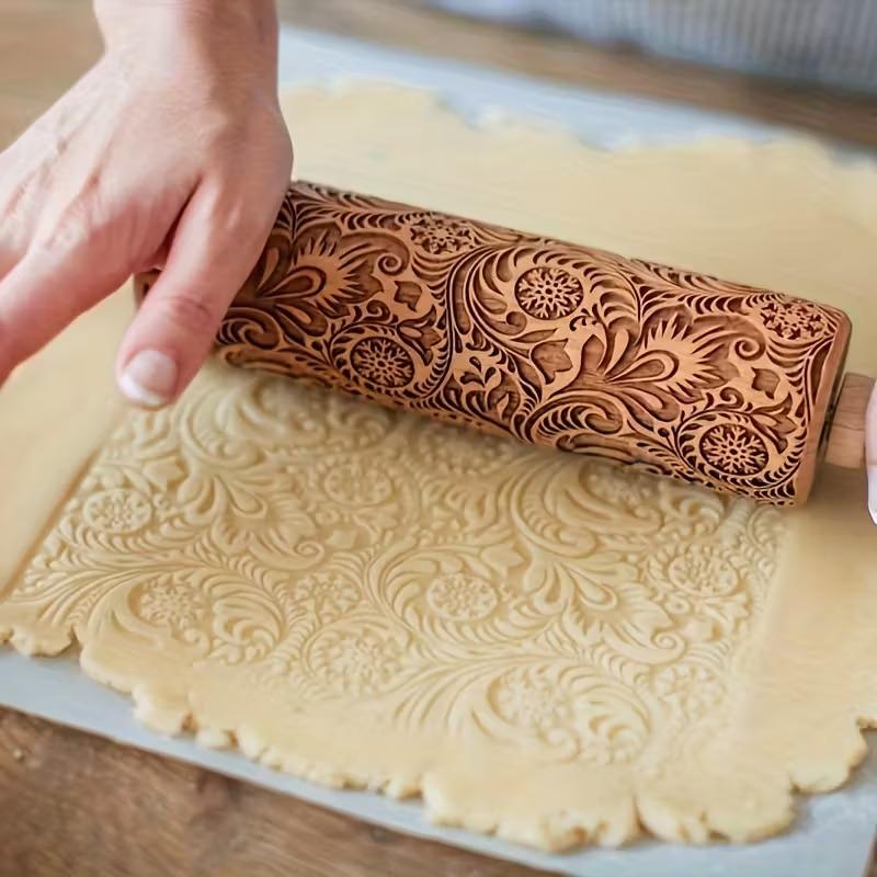 1-5PCS Natural Wooden Rolling Pin with Floral LeafEngraving SmoothSurface Non-Slip Handle for ChristmasCookie Cutter Baking Tool